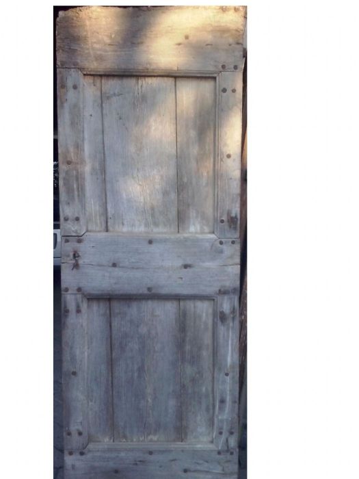 1 hinged door