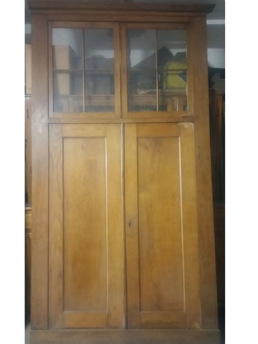 Wandschrank